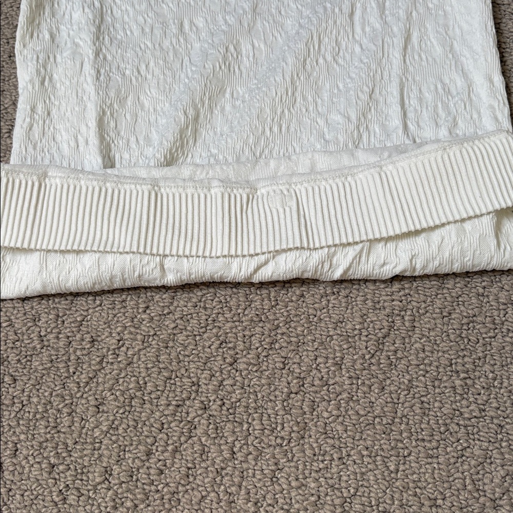Lululemon long sleeve top - Picture 5 of 8